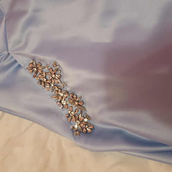 Prom Dress - Picture 4 of 6